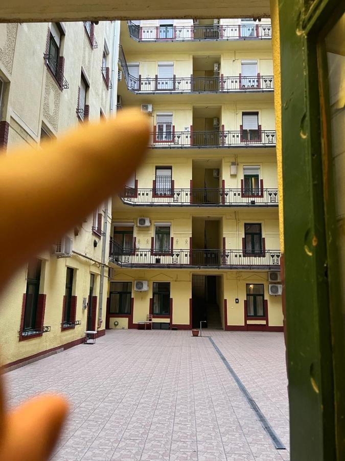 Acacia Apartments Boedapest Buitenkant foto
